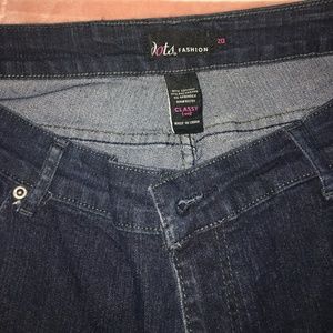 Dots plus size jeans size